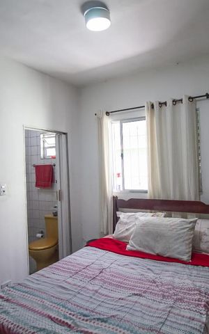 Casa à venda com 205m², 3 quartos e 2 vagasQuarto Suíte