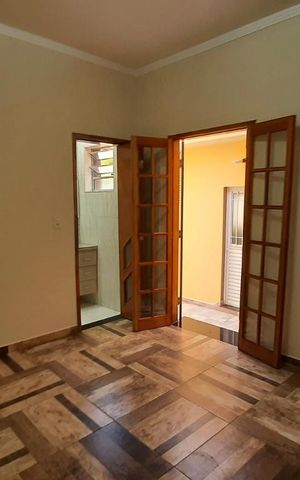 Casa para alugar com 70m², 1 quarto e 1 vagaQuarto 2