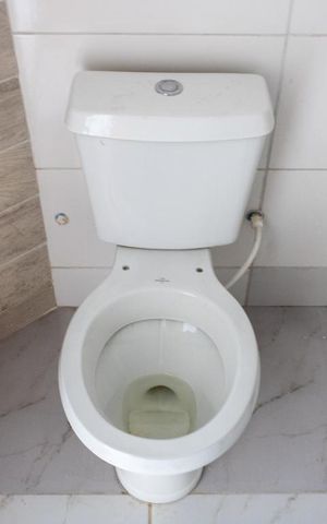 Casa de condomínio para alugar com 130m², 3 quartos e 2 vagas Casa de condomínio para alugar com 130m², 3 quartos e 2 vagasBanheiro Social