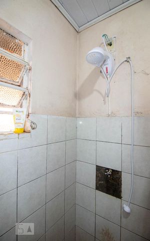 Casa à venda com 186m², 1 quarto e 1 vaga Casa à venda com 186m², 1 quarto e 1 vagaBanheiro