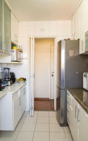 Apartamento à venda com 57m², 2 quartos e 2 vagas Apartamento à venda com 57m², 2 quartos e 2 vagasCozinha