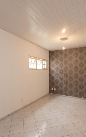 Casa para alugar com 55m², 2 quartos e sem vagaSala