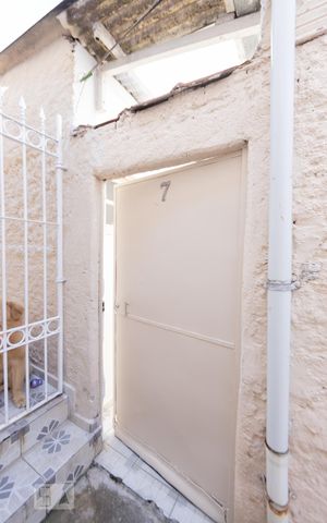 Casa para alugar com 55m², 2 quartos e sem vagaEntrada