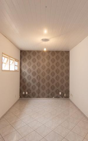Casa para alugar com 55m², 2 quartos e sem vagaSala