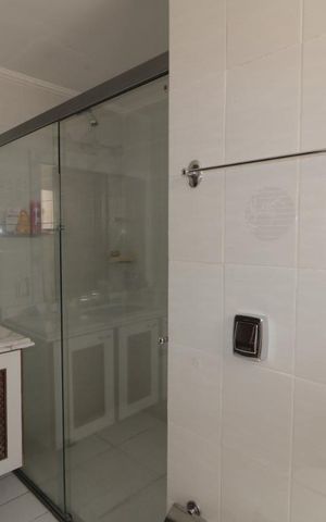 Apartamento à venda com 160m², 4 quartos e 3 vagasBanheiro da Suite 2
