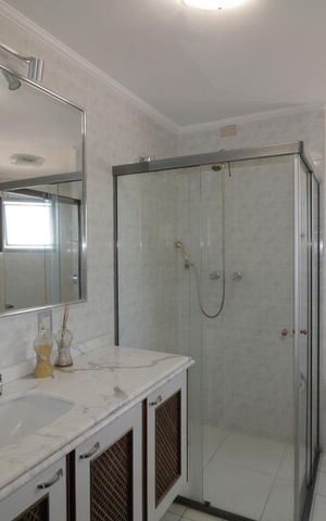 Apartamento à venda com 160m², 4 quartos e 3 vagasBanheiro Social