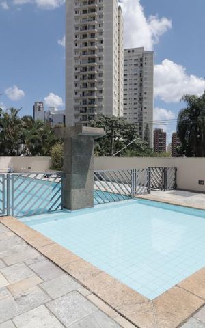 Apartamento à venda com 160m², 4 quartos e 3 vagasÁrea comum - Piscina