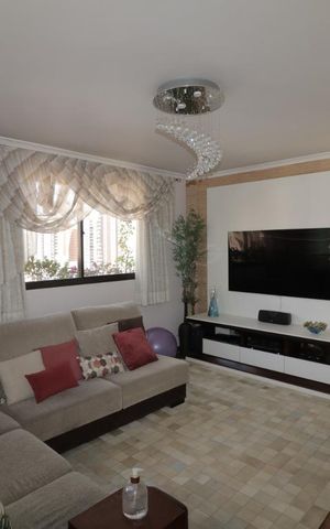 Apartamento à venda com 160m², 4 quartos e 3 vagasSala 