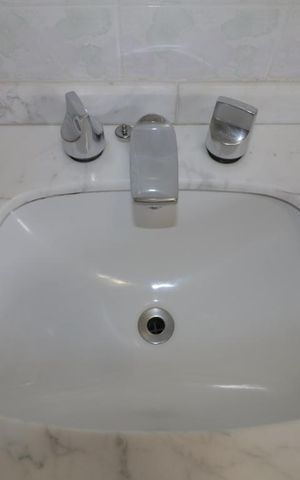 Apartamento à venda com 160m², 4 quartos e 3 vagasBanheiro Social - pia