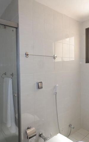 Apartamento à venda com 160m², 4 quartos e 3 vagasBanheiro da Suite 2