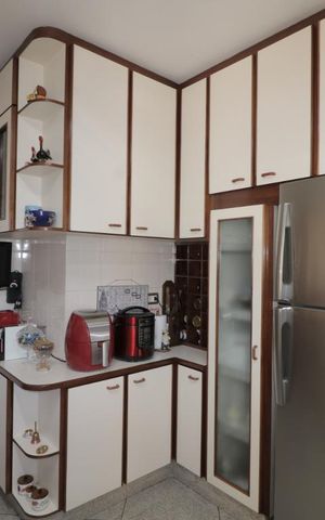 Apartamento à venda com 160m², 4 quartos e 3 vagasCozinha 