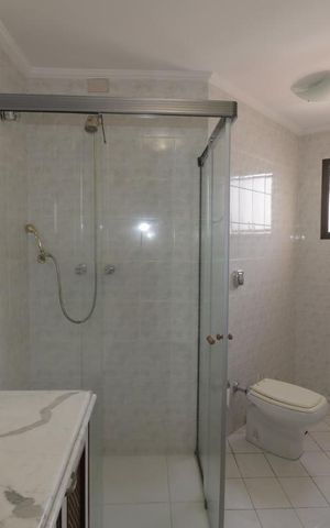 Apartamento à venda com 160m², 4 quartos e 3 vagasBanheiro Social