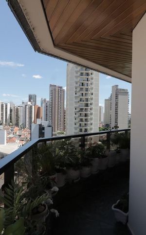 Apartamento à venda com 160m², 4 quartos e 3 vagasVaranda da Sala 