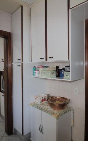 Apartamento à venda com 160m², 4 quartos e 3 vagasArea de serviço 