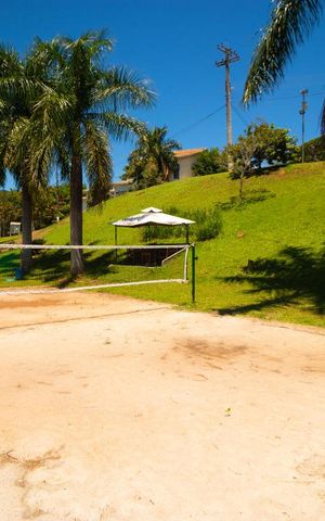 Casa de condomínio à venda com 400m², 4 quartos e 8 vagas Casa de condomínio à venda com 400m², 4 quartos e 8 vagasÁrea Comum - Beach Tenis
