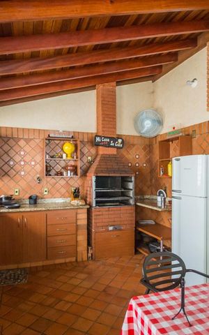 Casa à venda com 1074m², 5 quartos e NaN vagas Casa à venda com 1074m², 5 quartos e NaN vagasÁrea comum - Churrasqueira