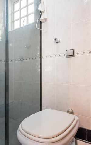 Casa à venda com 1074m², 5 quartos e NaN vagas Casa à venda com 1074m², 5 quartos e NaN vagasÁrea de Serviço