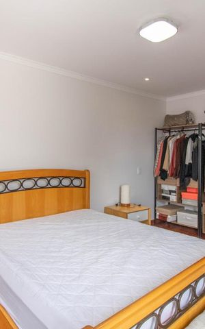 Casa à venda com 500m², 3 quartos e 6 vagas Casa à venda com 500m², 3 quartos e 6 vagasQuarto 2