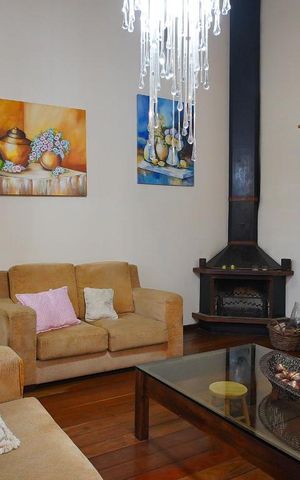 Casa à venda com 350m², 4 quartos e 4 vagasSala 2
