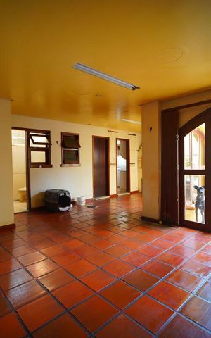 Casa à venda com 350m², 4 quartos e 4 vagasEspaço Gourmet