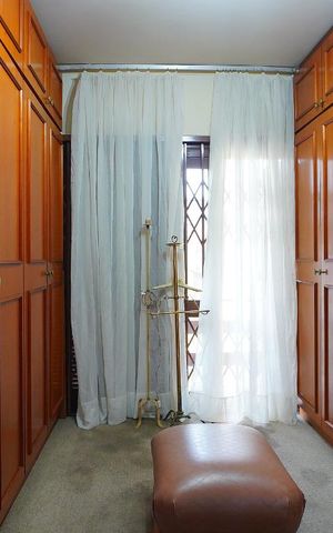 Casa à venda com 350m², 4 quartos e 4 vagasQuarto 2 - Closet