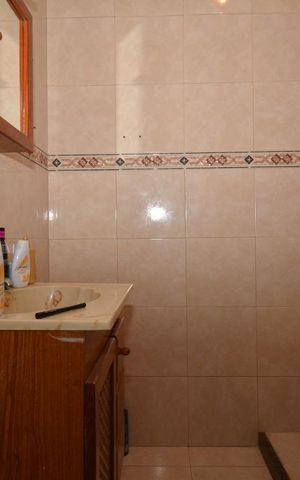 Casa à venda com 301m², 3 quartos e 6 vagasBanheiro da Suíte 2
