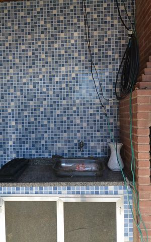 Casa à venda com 301m², 3 quartos e 6 vagasChurrasqueira - Quintal
