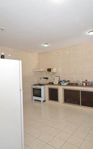 Casa à venda com 301m², 3 quartos e 6 vagasCozinha