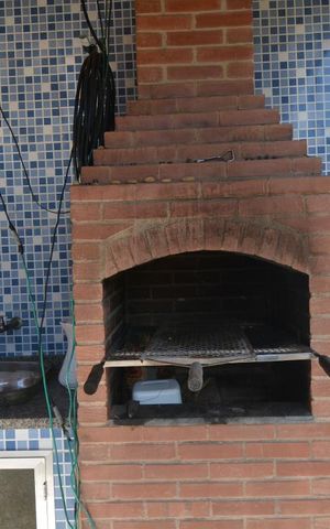 Casa à venda com 301m², 3 quartos e 6 vagasChurrasqueira - Quintal