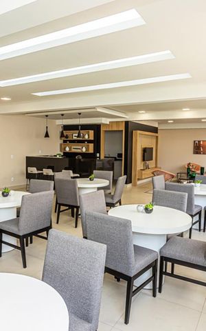 Apartamento à venda com 64m², 2 quartos e 2 vagas Apartamento à venda com 64m², 2 quartos e 2 vagasSalão de Festas