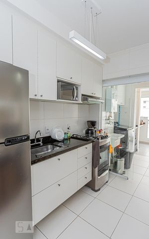 Apartamento à venda com 64m², 2 quartos e 2 vagas Apartamento à venda com 64m², 2 quartos e 2 vagasCozinha