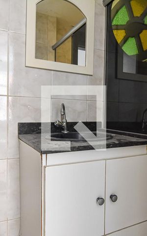 Apartamento à venda com 110m², 3 quartos e sem vaga Apartamento à venda com 110m², 3 quartos e sem vagaBanheiro do Suite