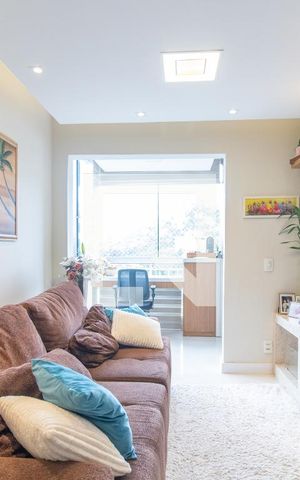 Apartamento à venda com 69m², 3 quartos e 2 vagas Apartamento à venda com 69m², 3 quartos e 2 vagasSala
