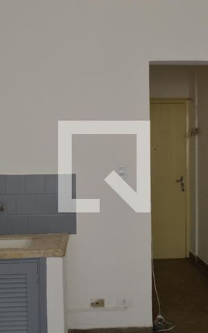 Apartamento à venda com 28m², 1 quarto e sem vagaQuarto