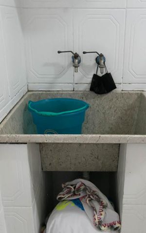 Casa à venda com 300m², 3 quartos e 2 vagas Casa à venda com 300m², 3 quartos e 2 vagasTanque