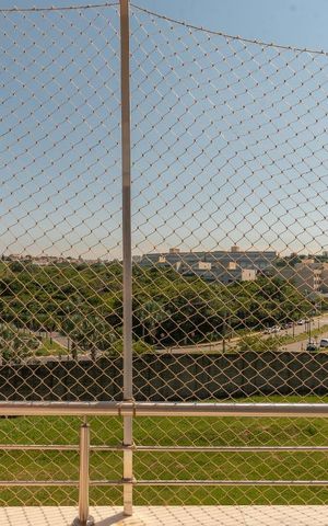 Casa de condomínio à venda com 400m², 5 quartos e 4 vagas Casa de condomínio à venda com 400m², 5 quartos e 4 vagasVista da Suíte 2
