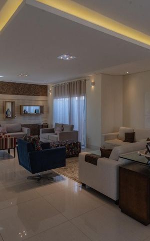 Casa de condomínio à venda com 400m², 5 quartos e 4 vagas Casa de condomínio à venda com 400m², 5 quartos e 4 vagasSala de Estar
