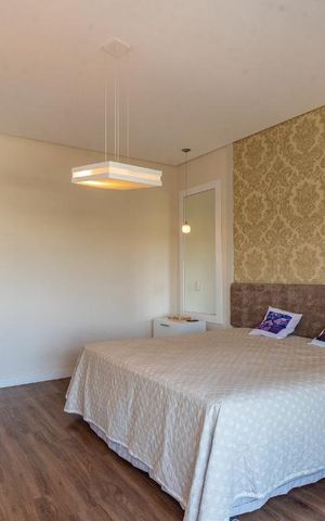 Casa de condomínio à venda com 400m², 5 quartos e 4 vagas Casa de condomínio à venda com 400m², 5 quartos e 4 vagasSuíte 1