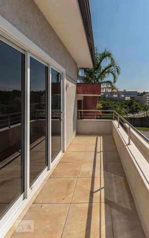 Casa de condomínio à venda com 400m², 5 quartos e 4 vagas Casa de condomínio à venda com 400m², 5 quartos e 4 vagasVaranda do Escritório