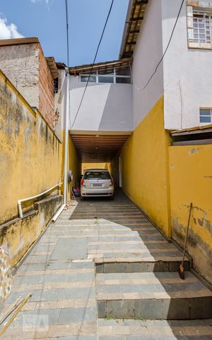 Casa para alugar com 140m², 3 quartos e 3 vagas Casa para alugar com 140m², 3 quartos e 3 vagasGaragem