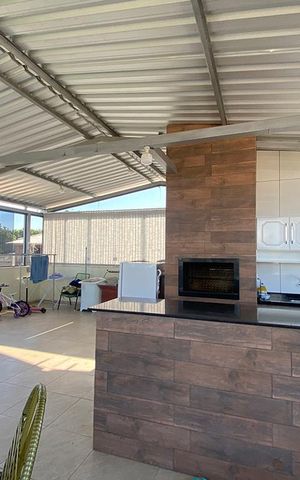 Casa à venda com 200m², 3 quartos e 1 vagaChurrasqueira