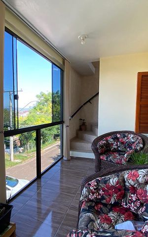 Casa à venda com 200m², 3 quartos e 1 vagaSacada da Sala