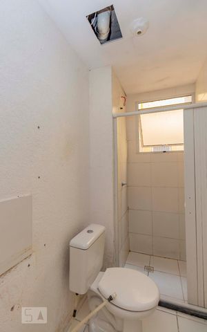 Apartamento à venda com 40m², 2 quartos e 1 vaga Apartamento à venda com 40m², 2 quartos e 1 vagaBanheiro