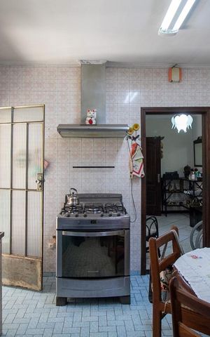 Casa para alugar com 360m², 3 quartos e sem vagaCozinha