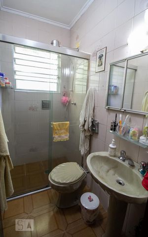 Casa para alugar com 360m², 3 quartos e sem vagaBanheiro 1