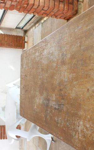 Casa para alugar com 230m², 3 quartos e 2 vagasÁrea interna lazer privada mesa
