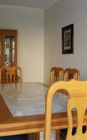 Casa para alugar com 230m², 3 quartos e 2 vagassala de jantar