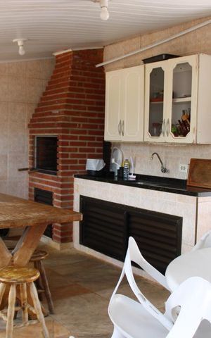 Casa para alugar com 230m², 3 quartos e 2 vagasÁrea interna lazer privada