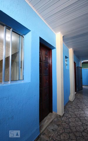 Casa para alugar com 80m², 3 quartos e sem vagaFachada