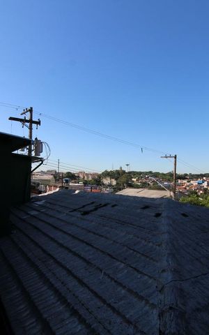 Casa para alugar com 80m², 3 quartos e sem vagavaranda